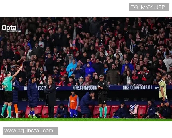 波尔图大胜巴萨五比一乌龙球瞬间点燃全场激情集锦回顾